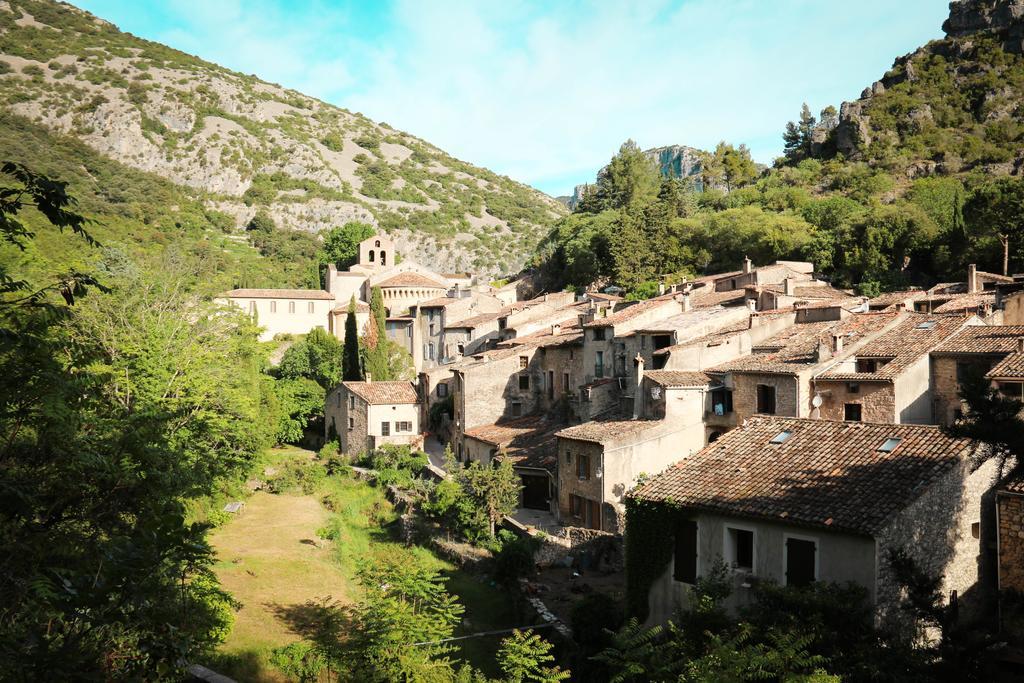 Gite Marceline Vila Saint-Guilhem-le-Desert Exterior foto